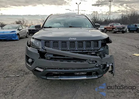 2021 Jeep Compass Limited из США, поврежденный, VIN 3C4NJDCB5MT569202